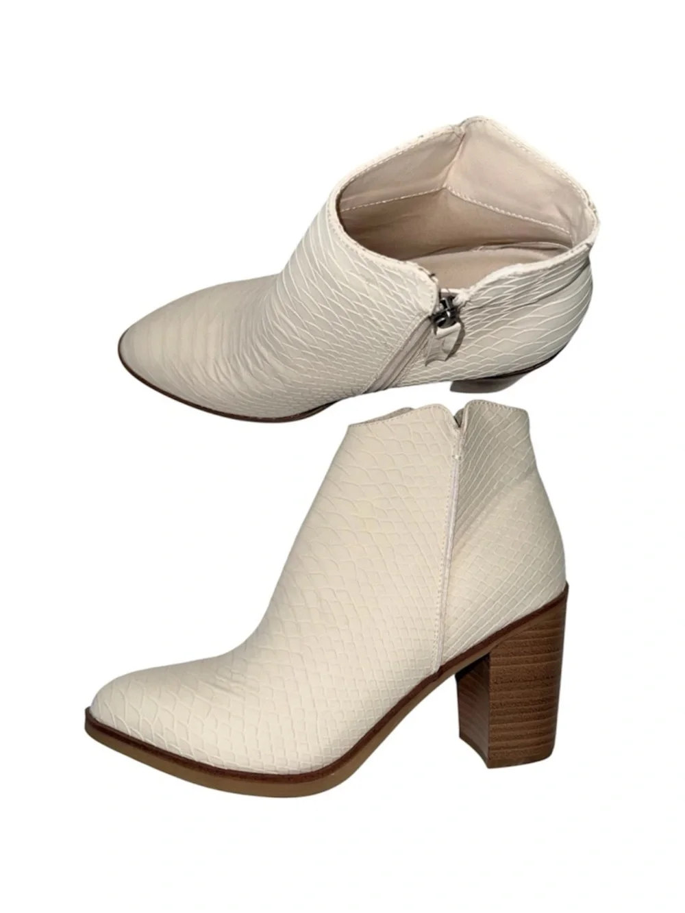 Maurices Every Ankle Boots Cream Faux Snakeskin 3.5” Block Heel 8 Women’s